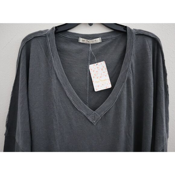 We The Free x FP OB1078864 Women's Sz L Black/Charcoal On My Mind V-Neck Shirt - Picture 3 of 9